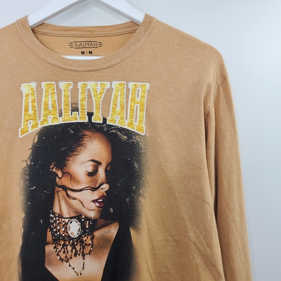 Aaliyah Big Graphic Band Tee Long Sleeves Cropped Tan Orange - Picture 3 of 6